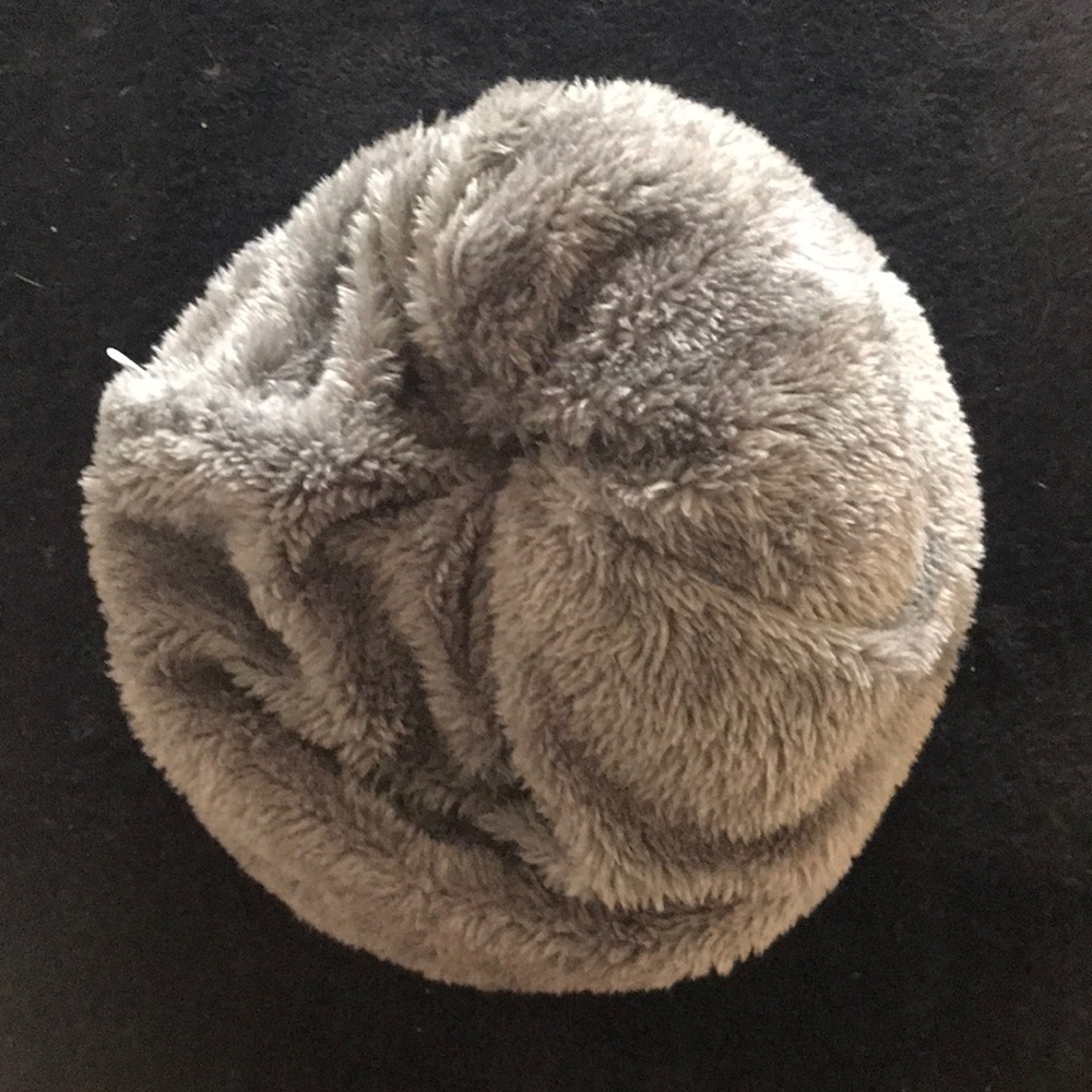 C.c hat! - Picture 3 of 3